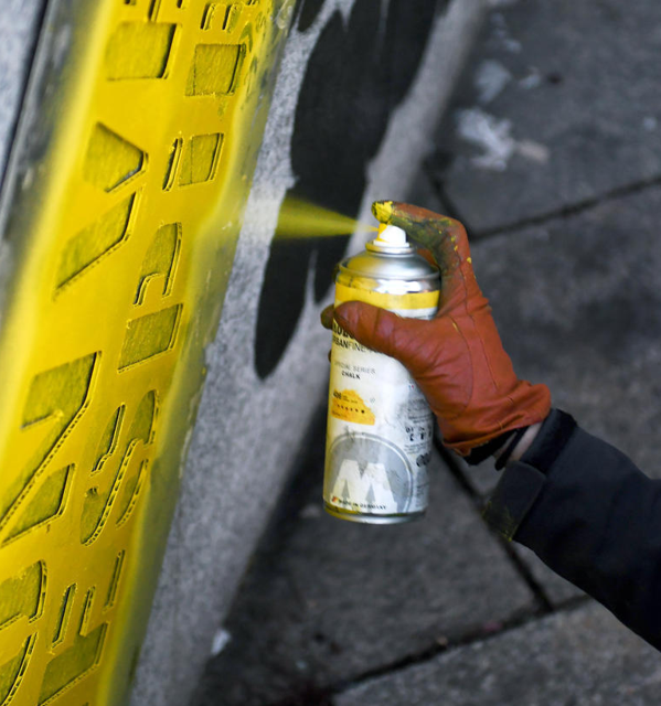 bombe peinture craie Greenpeace